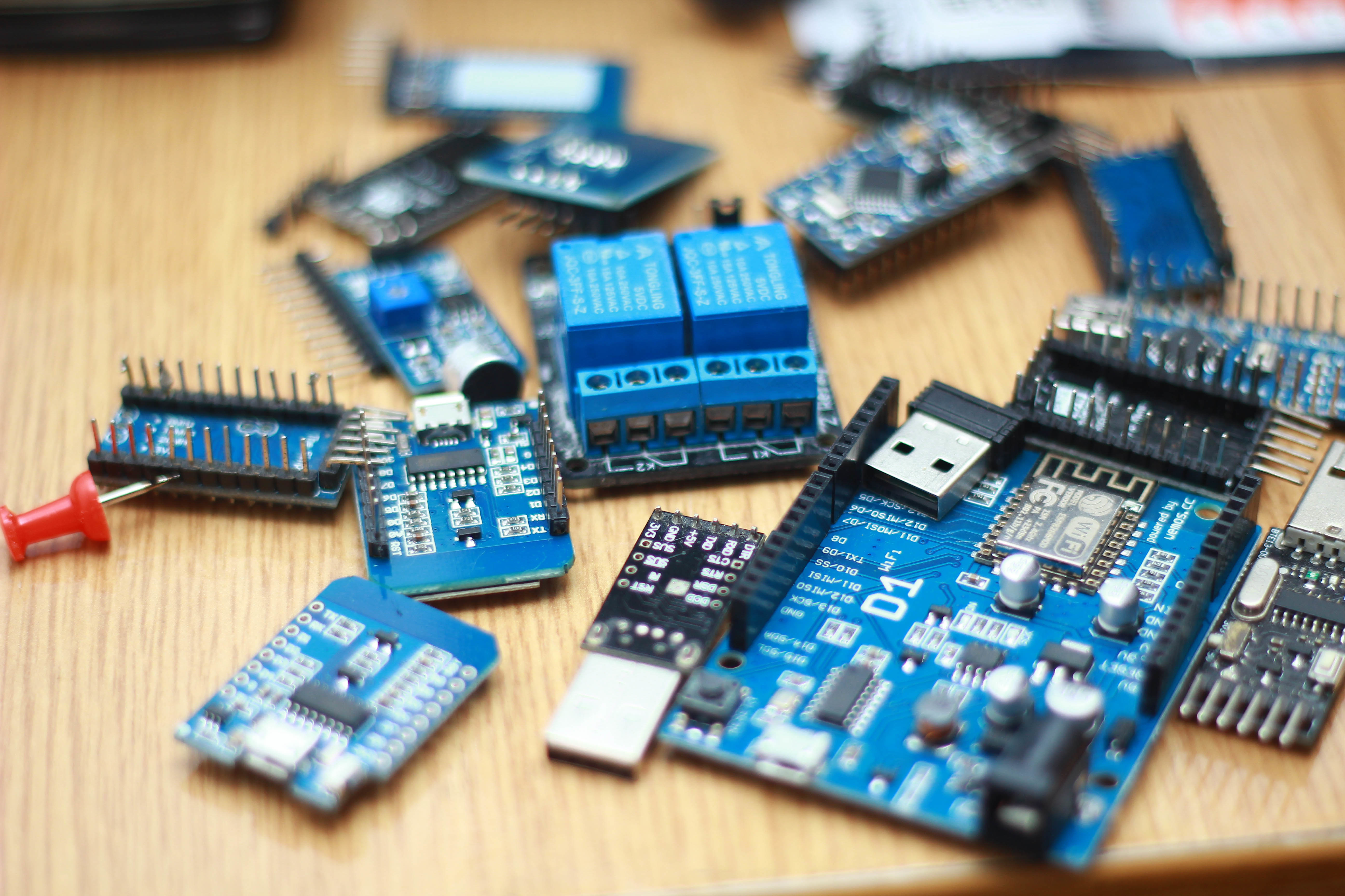 closeup-shot-of-the-flash-drives-and-mechanisms-2025-02-08-23-10-17-utc